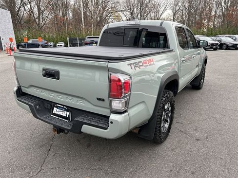 Used 2023 Toyota Tacoma TRD Off-Road image 8