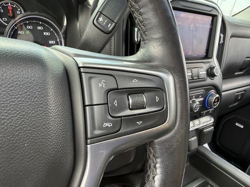 Used 2021 Chevrolet Silverado 1500 LT Trail Boss w/ Convenience Package II AWD/4WD image 19