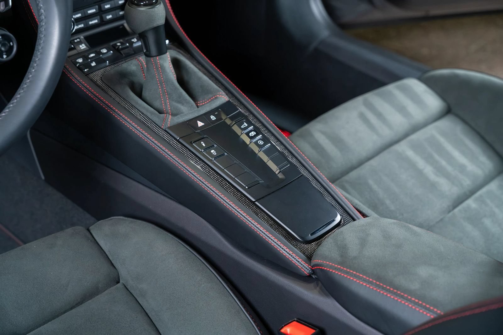 Used 2024 Porsche 718 Cayman GTS RWD image 75