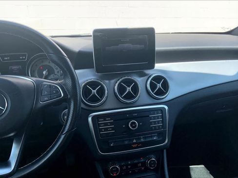 Used 2017 Mercedes-Benz GLA 250 image 15