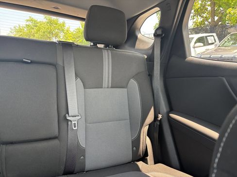 Used 2025 Chevrolet Blazer LT FWD image 32