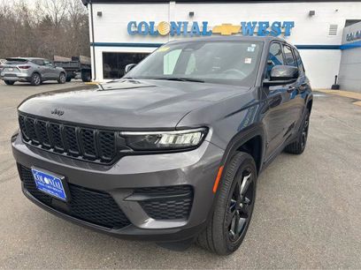 Used 2023 Jeep Grand Cherokee Altitude