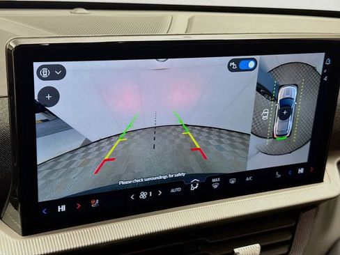 Used 2025 Ford Explorer ST-Line image 14