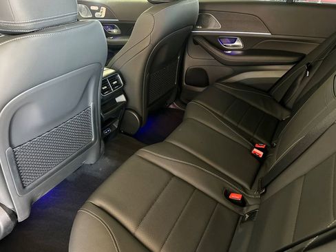 Used 2025 Mercedes-Benz GLE 450e 4MATIC image 14