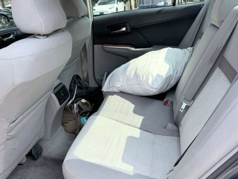 Used 2013 Toyota Camry XLE FWD image 6