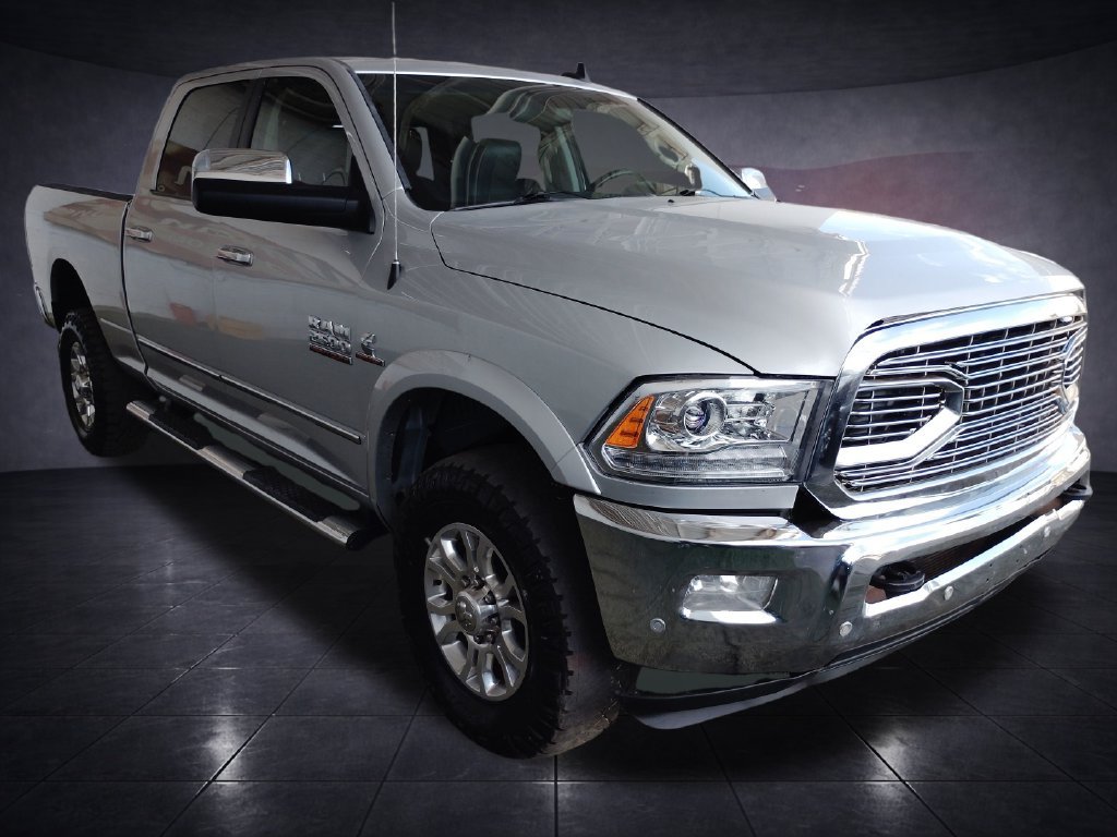 Used 2018 RAM 2500 Laramie w/ Convenience Group AWD/4WD image 7