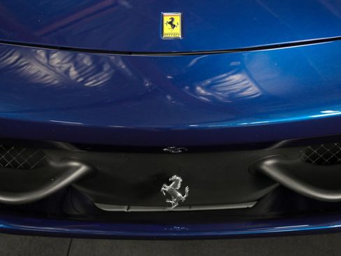 Used 2015 Ferrari 458 Spider RWD image 15