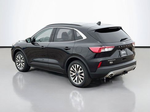 Used 2022 Ford Escape Titanium w/ Class II Trailer Tow Package AWD/4WD image 10