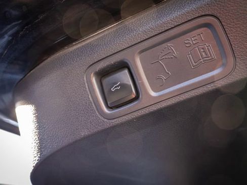 Used 2024 Lincoln Navigator Reserve AWD/4WD image 38