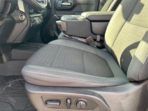 Used 2019 Chevrolet Silverado 1500 LT w/ All-Star Edition image 10