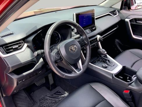 Used 2024 Toyota RAV4 XLE Premium AWD/4WD image 17