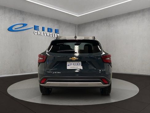 New 2026 Chevrolet Trax LT image 4