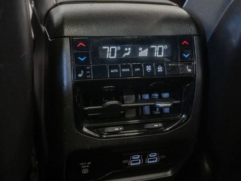 Used 2021 Jeep Grand Cherokee L Summit w/ MOPAR Finishing Package AWD/4WD image 29