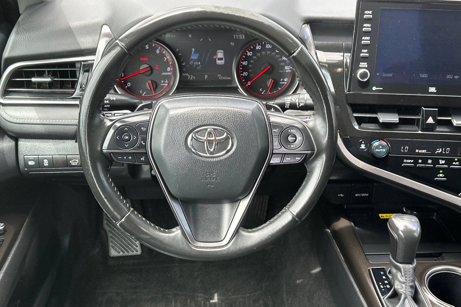 Used 2024 Toyota Camry XSE FWD image 14