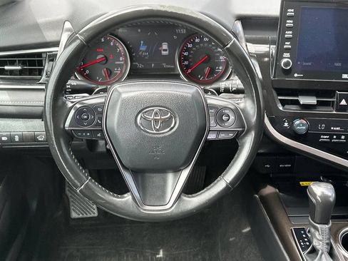 Used 2024 Toyota Camry XSE FWD image 14
