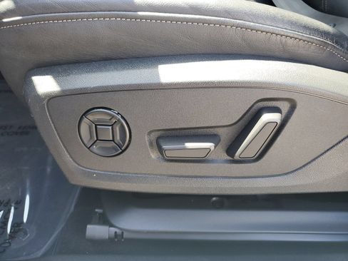 Used 2023 Audi Q4 e-tron Premium w/ Convenience Package AWD/4WD image 22