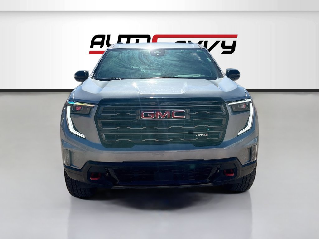 Used 2025 GMC Acadia AT4 AWD/4WD image 2