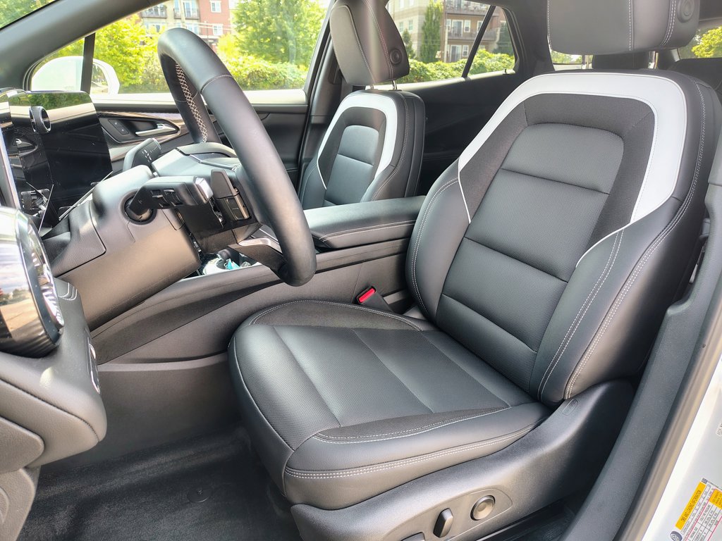 Certified 2024 Chevrolet Blazer EV LT AWD/4WD image 23