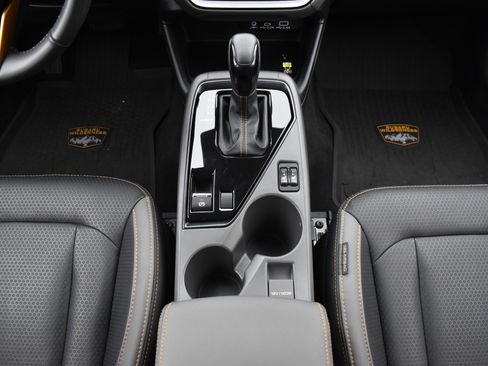 Used 2024 Subaru Crosstrek 2.5i Wilderness w/ Crosstrek Mirror Package image 20