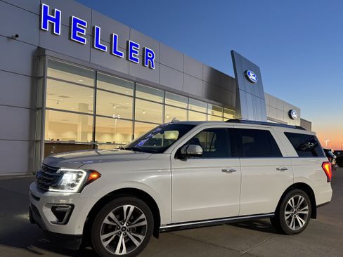 Used 2020 Ford Expedition Limited w/ Equipment Group 302A AWD/4WD image 3