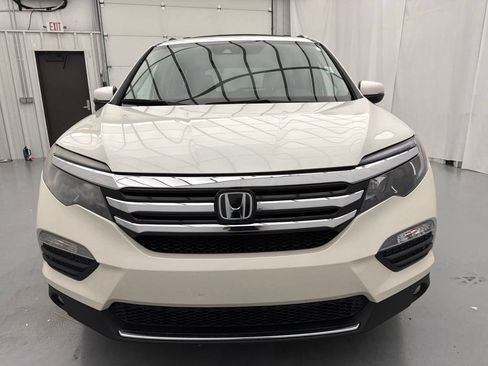 Used 2016 Honda Pilot Touring image 2