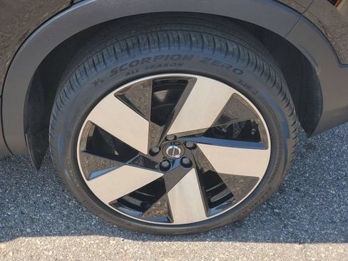 Certified 2023 Volvo C40 P8 Recharge Ultimate AWD/4WD image 7