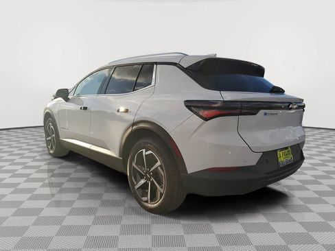 New 2026 Chevrolet Equinox EV LT image 4