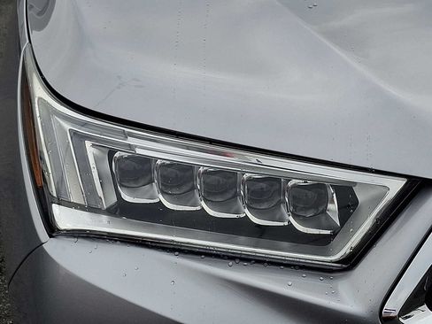 Used 2018 Acura MDX SH-AWD image 9