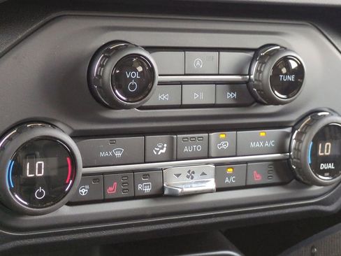 New 2025 Ford Bronco Badlands AWD/4WD image 28