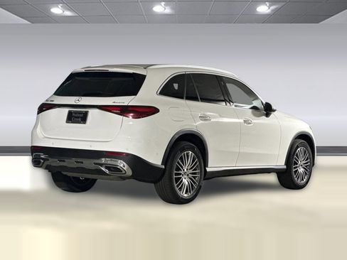 Used 2026 Mercedes-Benz GLC 300 4MATIC image 8