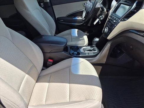 Used 2017 Hyundai Santa Fe Sport FWD image 26