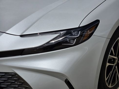 New 2026 Toyota Camry XLE FWD image 5