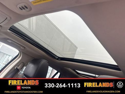 Used 2013 Lincoln MKX AWD image 22