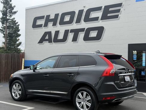 Used 2016 Volvo XC60 T5 Platinum w/ Climate Package image 24