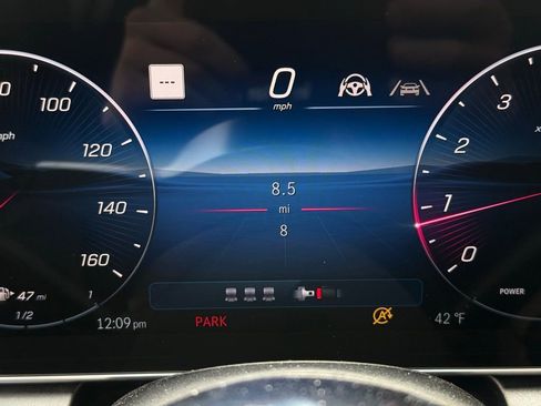 Used 2026 Mercedes-Benz GLC 300 4MATIC image 16