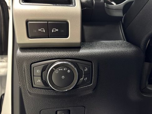 Used 2020 Ford F250 Lariat AWD/4WD image 24