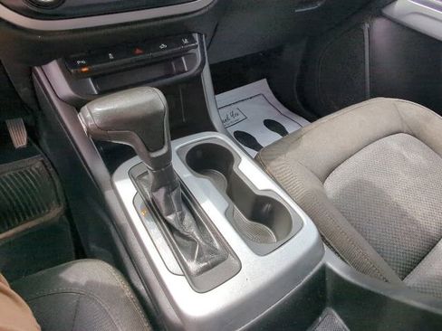 Used 2020 Chevrolet Colorado LT w/ Safety Package RWD image 18