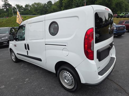Used 2022 RAM ProMaster City Tradesman FWD image 6