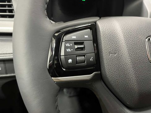 New 2026 Honda Odyssey EX-L image 17