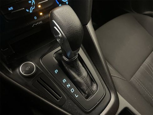 Used 2018 Ford Focus SE image 9