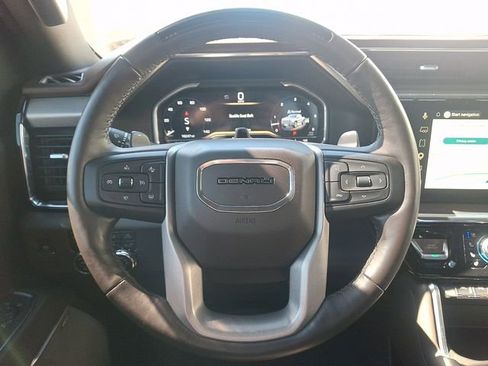 Used 2024 GMC Sierra 1500 Denali AWD/4WD image 22