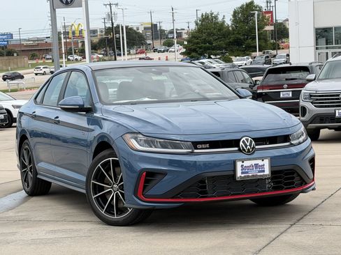 New 2026 Volkswagen Jetta GLI Autobahn FWD image 2