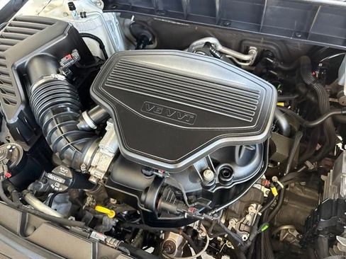 Used 2019 GMC Acadia SLT w/ Black Edition FWD image 31