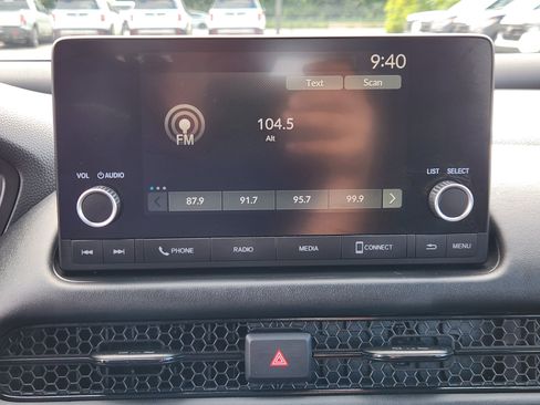 Certified 2025 Honda HR-V LX image 11