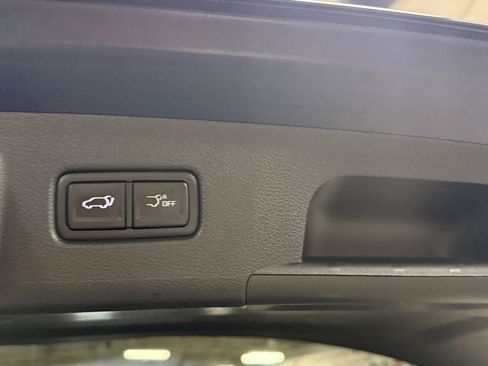 Used 2025 Kia Telluride S FWD image 34