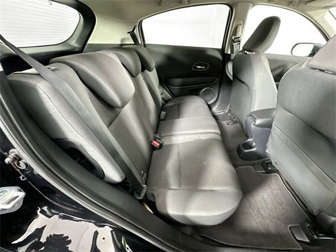 Used 2022 Honda HR-V EX image 27