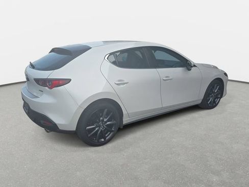Used 2023 MAZDA MAZDA3 s FWD image 5