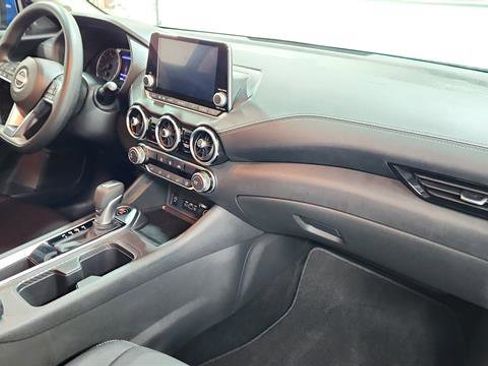 Used 2025 Nissan Sentra SV image 23