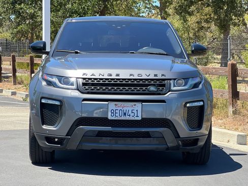 Used 2018 Land Rover Range Rover Evoque Landmark Edition AWD/4WD image 9