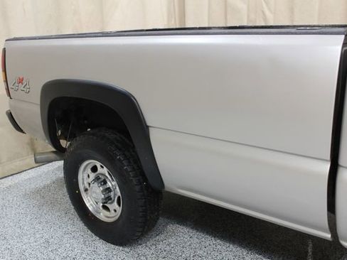 Used 2007 GMC Sierra 2500 SLT w/ Heavy-Duty Power Package image 12